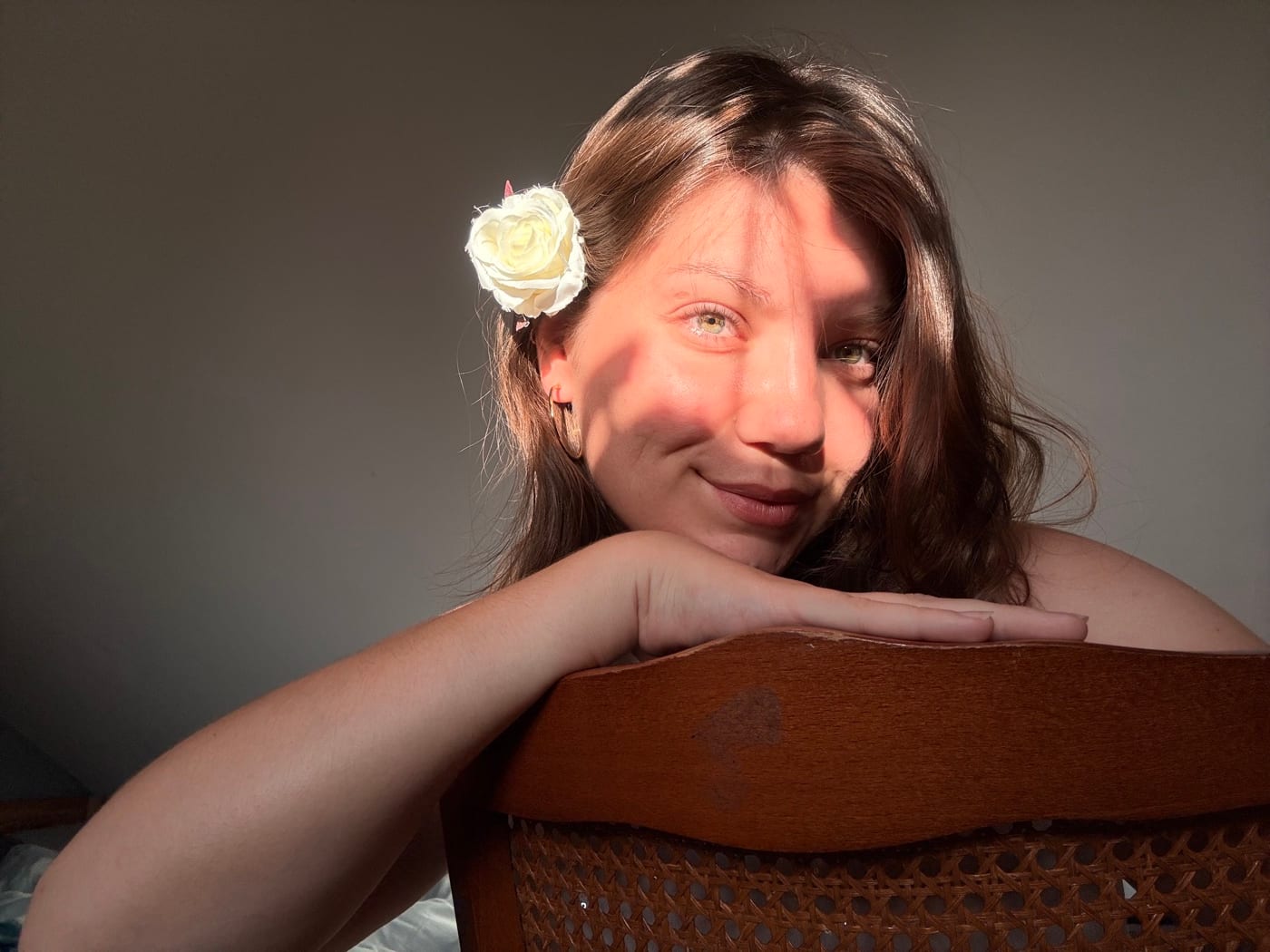 Célia, créatrice des bijoux Celia Stuudio